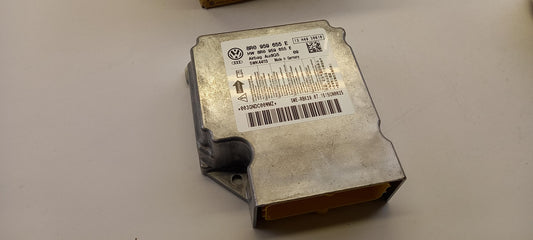 Original OE Volkswagen Airbag Steuergerät 8R0959655E