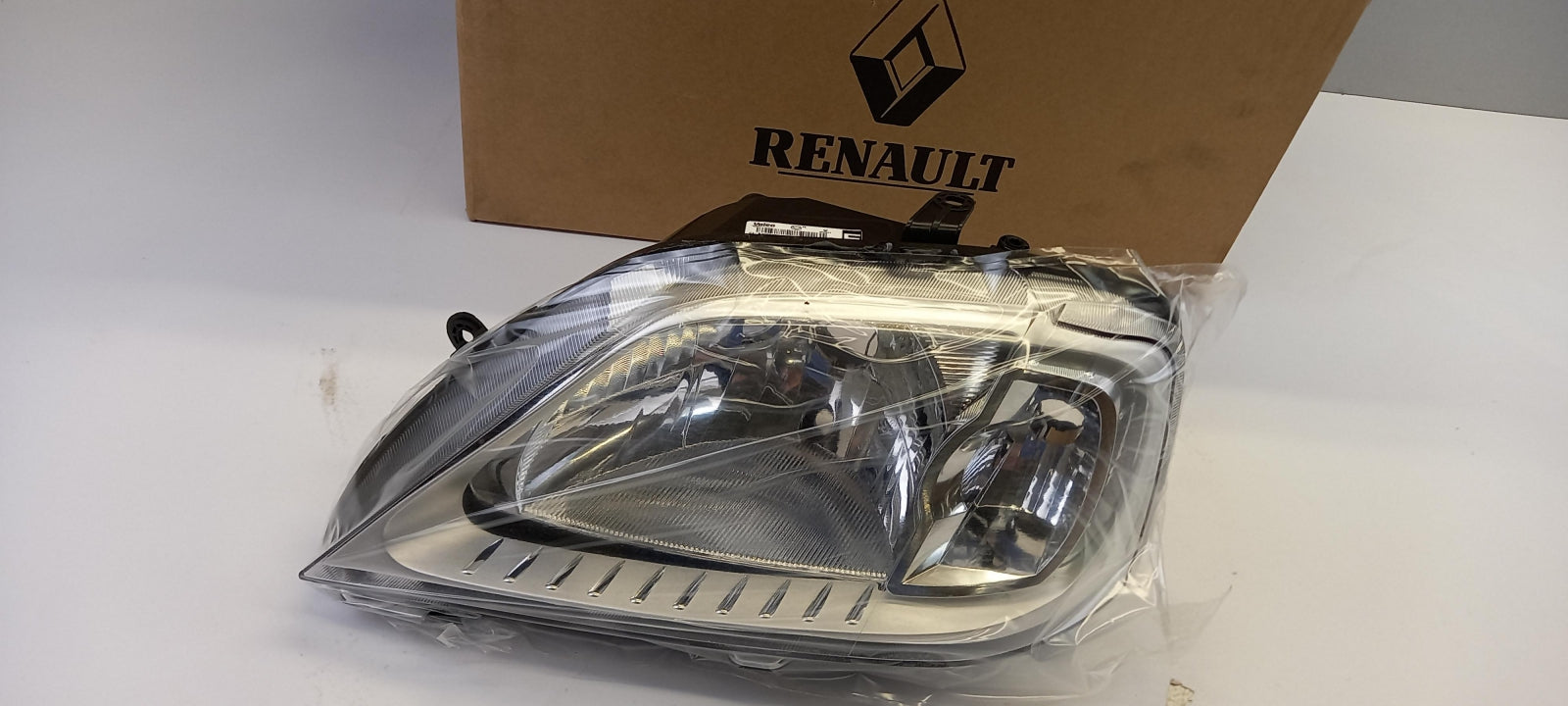 Original RENAULT DACIA Logan I Hauptscheinwerfer Frontlicht links 8200632014