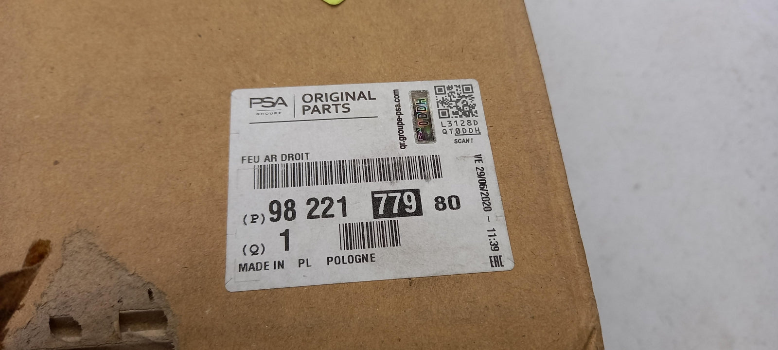 Original CITROEN DS3 Crossback Heckleuchte Rücklicht außen rechts 9822177980