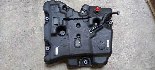 Original MERCEDES-BENZ S-Klasse W222 Adblue  Additivbehälter A2224701800