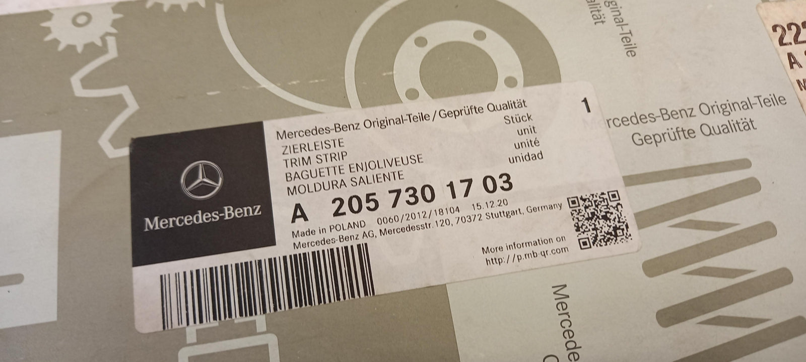 Original MERCEDES-BENZ C-klasse W205 Tür Zierleiste hinten links A2057301703