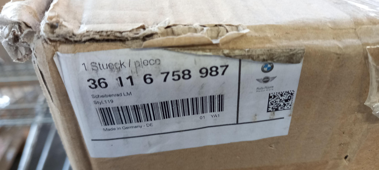 Original BMW 3er E46 Alufelge 8Jx17 ET:47 36116758987