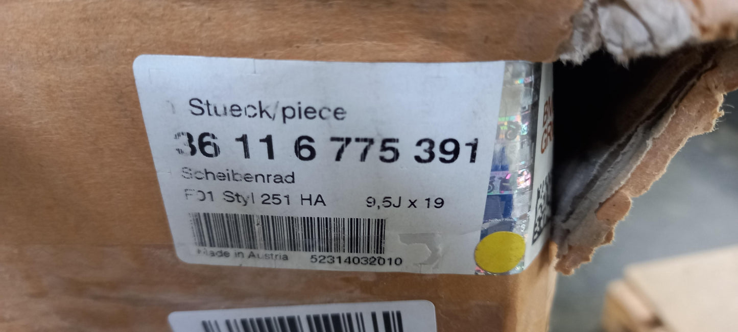 Original BMW 5er F07 7er F01 F02 F04 Alufelge 9.5Jx19 ET:39 36116775391