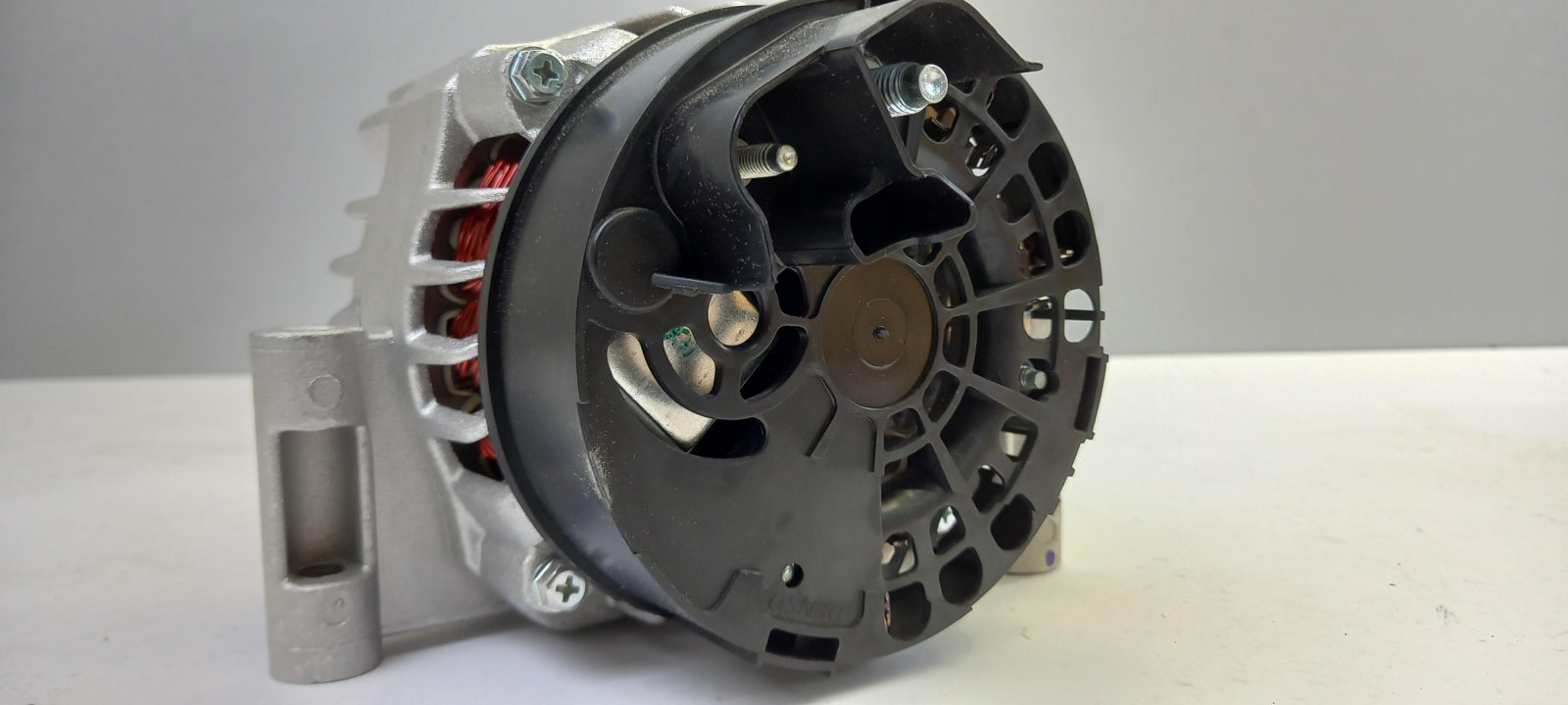Original OPEL Combo D 1.3 16V CDTI Lichtmaschine 95524554