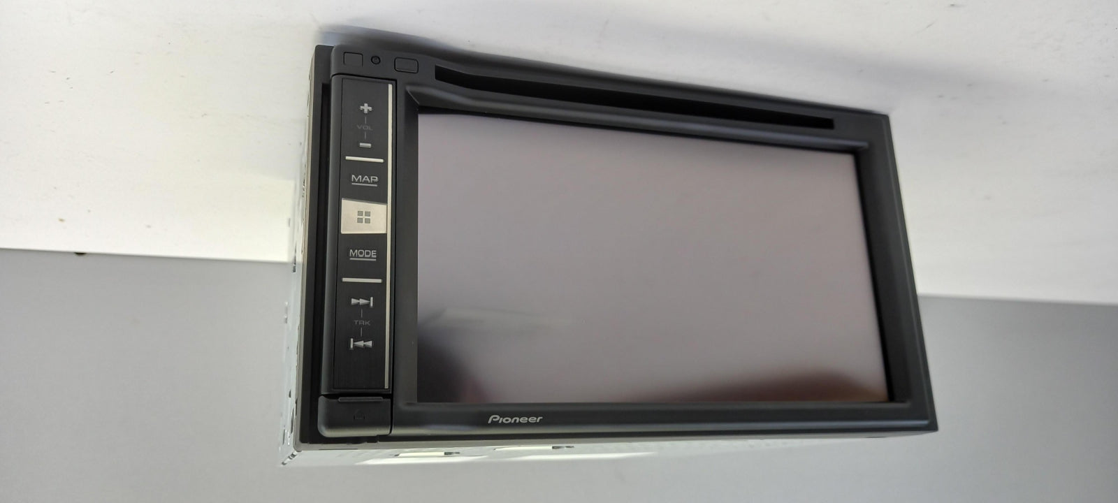 Original SUZUKI S-Cross Radio/Navi Unit Pioneer F9770BT 990E059J40970