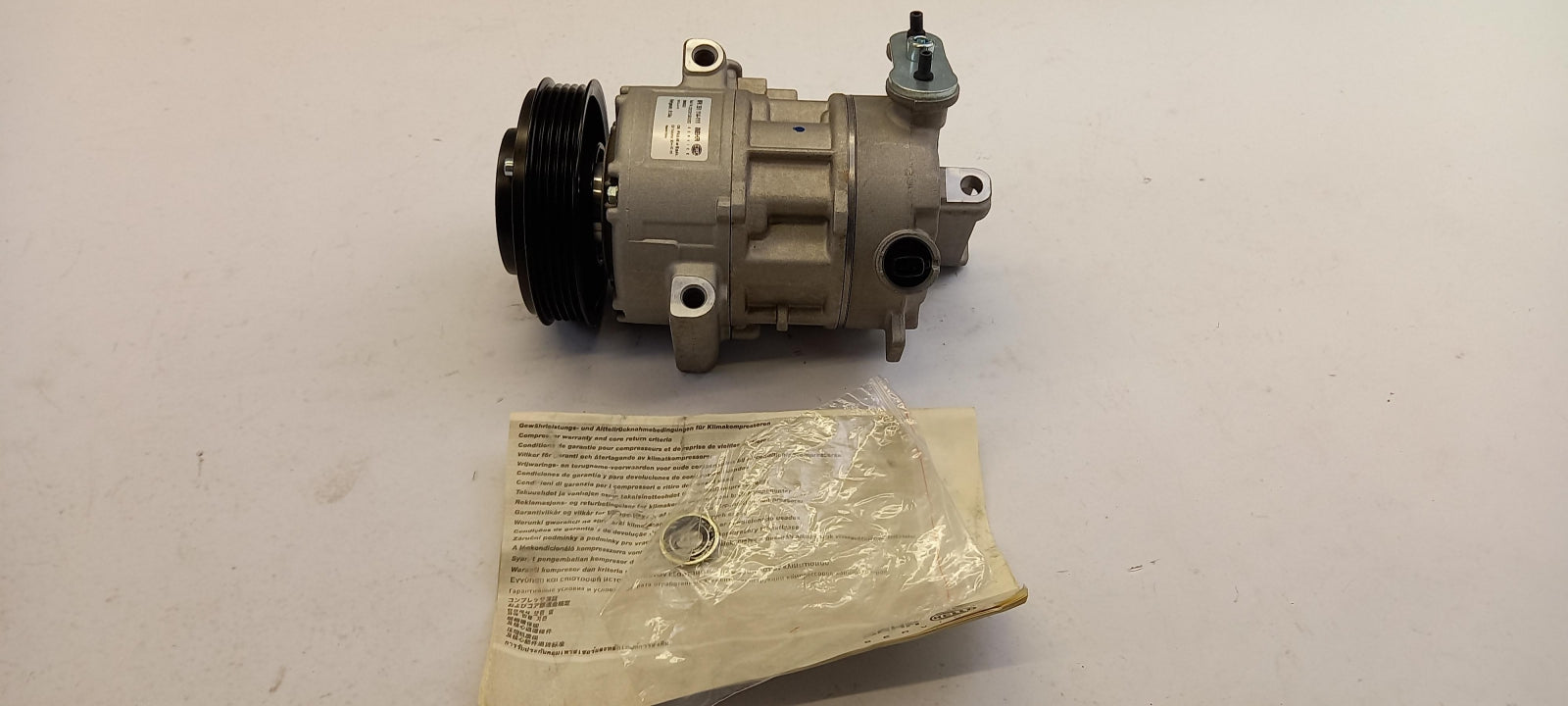BEHR HELLA SERVICE für OPEL Corsa-D IV Corsa-E V Klimakompressor 8FK351114111