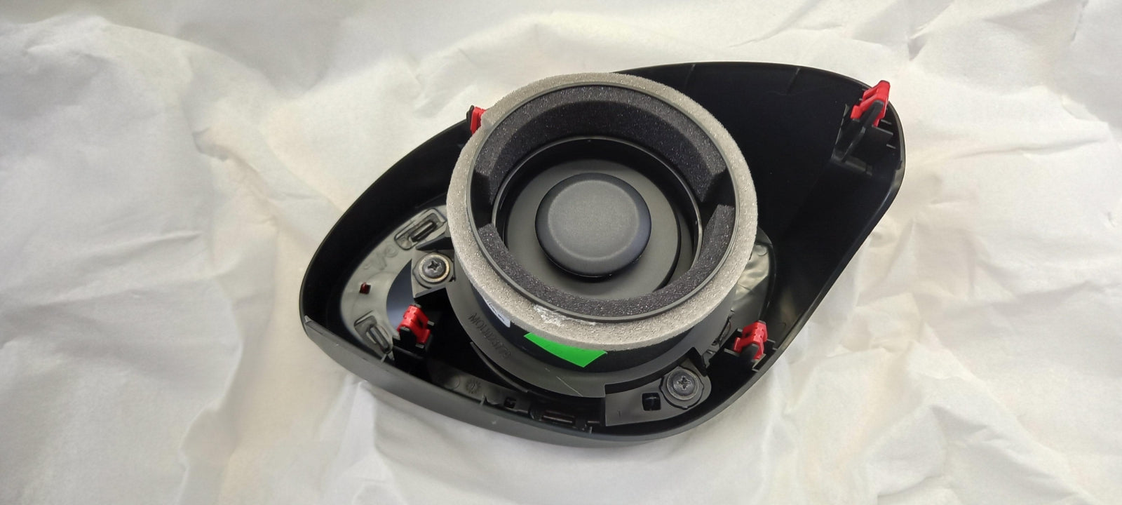 Original TOYOTA Aygo X 2021- Lüftungsdüsen Umrandung Rot PW2860H001