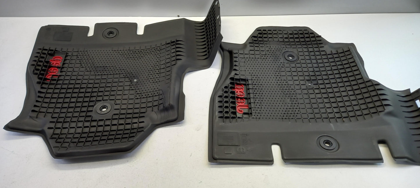 Original JEEP Wrangler JL 2021> Fußmattensatz Schwarz K82216623AA