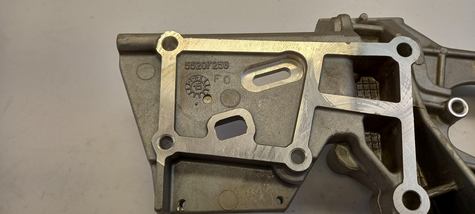 Original ALFA ROMEO 147 156 GT FIAT Multipla Lichtmaschine Halter 55207255