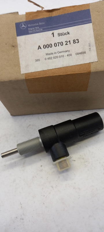 Original OE MERCEDES-BENZ Motorbremse Nehmerzylinder A0000702183