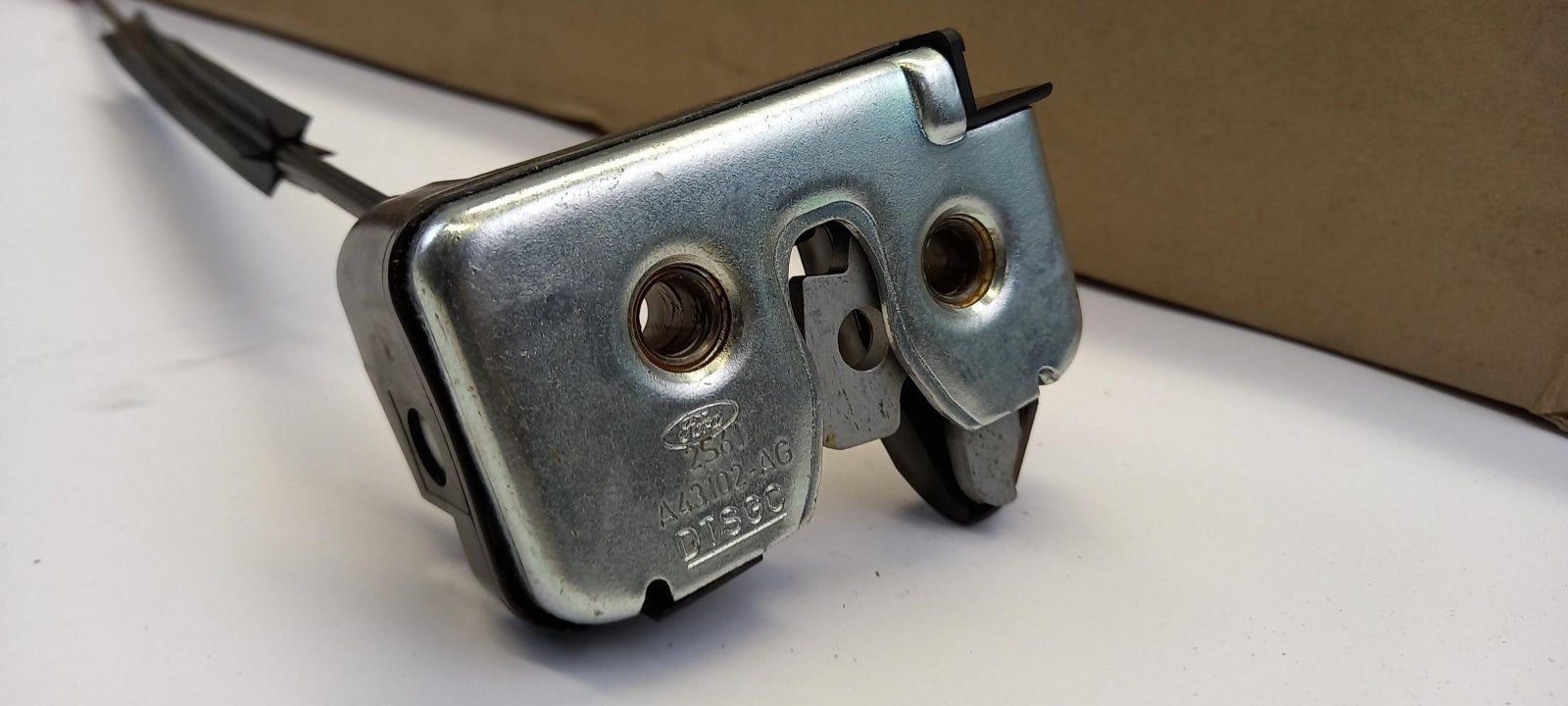 Original OE FORD Heckklappenschloss 1501840