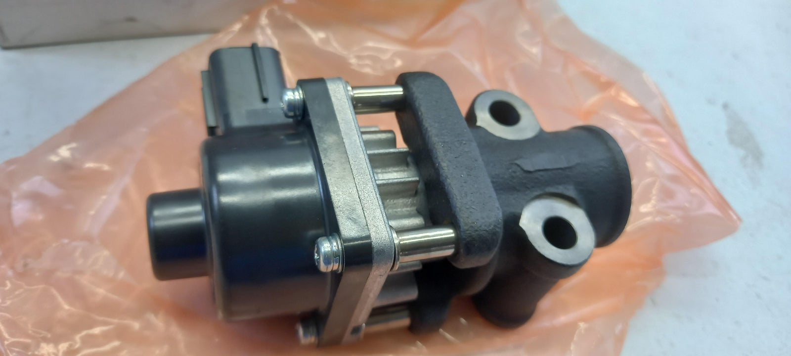 Original OE SUBARU AGR-Ventil 14710AA730