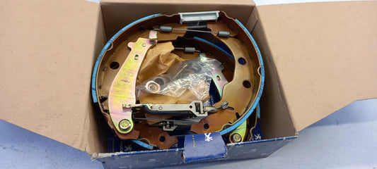 Original PEUGEOT 406 Bremsbackensatz 42418A