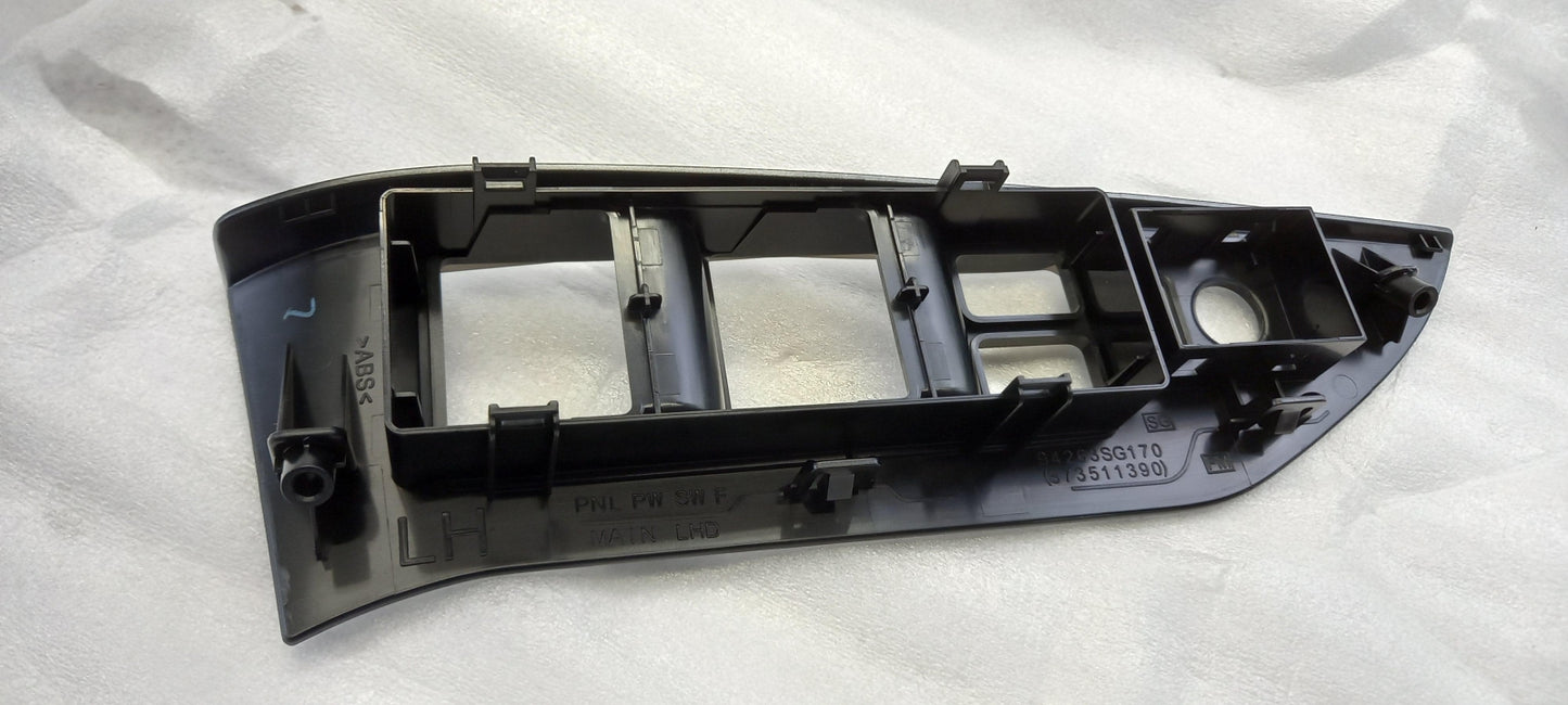 Original SUBARU Forester S13 SJ Türgriff Verkleidung links 94263SG170