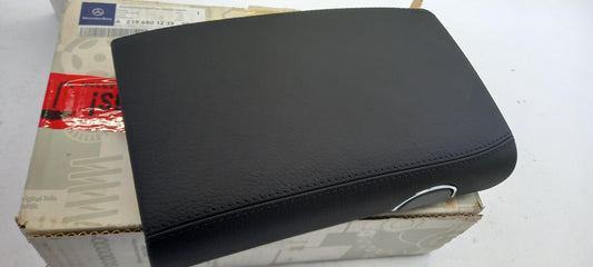 Original OE MERCEDES-BENZ Armlehne A21968012399E43