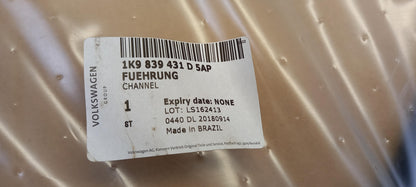 Original OE Volkswagen Fensterführungsschiene 1K9839431D5AP