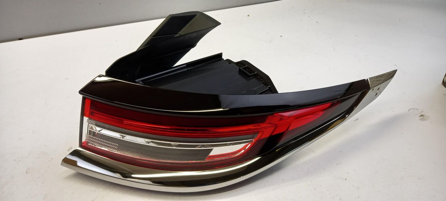 Original CITROEN DS3 Crossback Heckleuchte Rücklicht außen rechts 9822177980