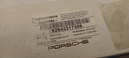 Original OE PORSCHE Kupplungsgeberzylinder 92842317306