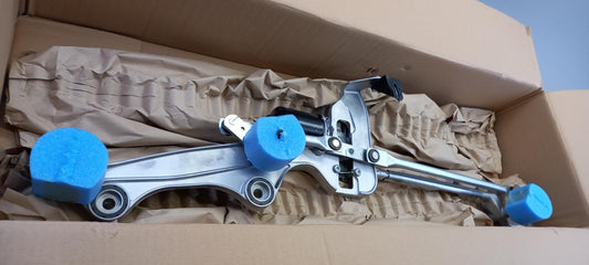 Original MERCEDES-BENZ S-Klasse 2013-2020 Wischergestänge Vorne A2228201240