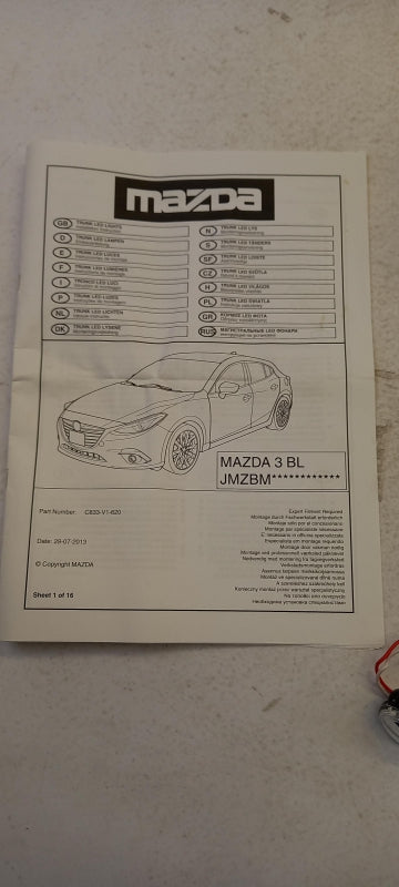 Original OE MAZDA Kofferraum Licht C833V1620