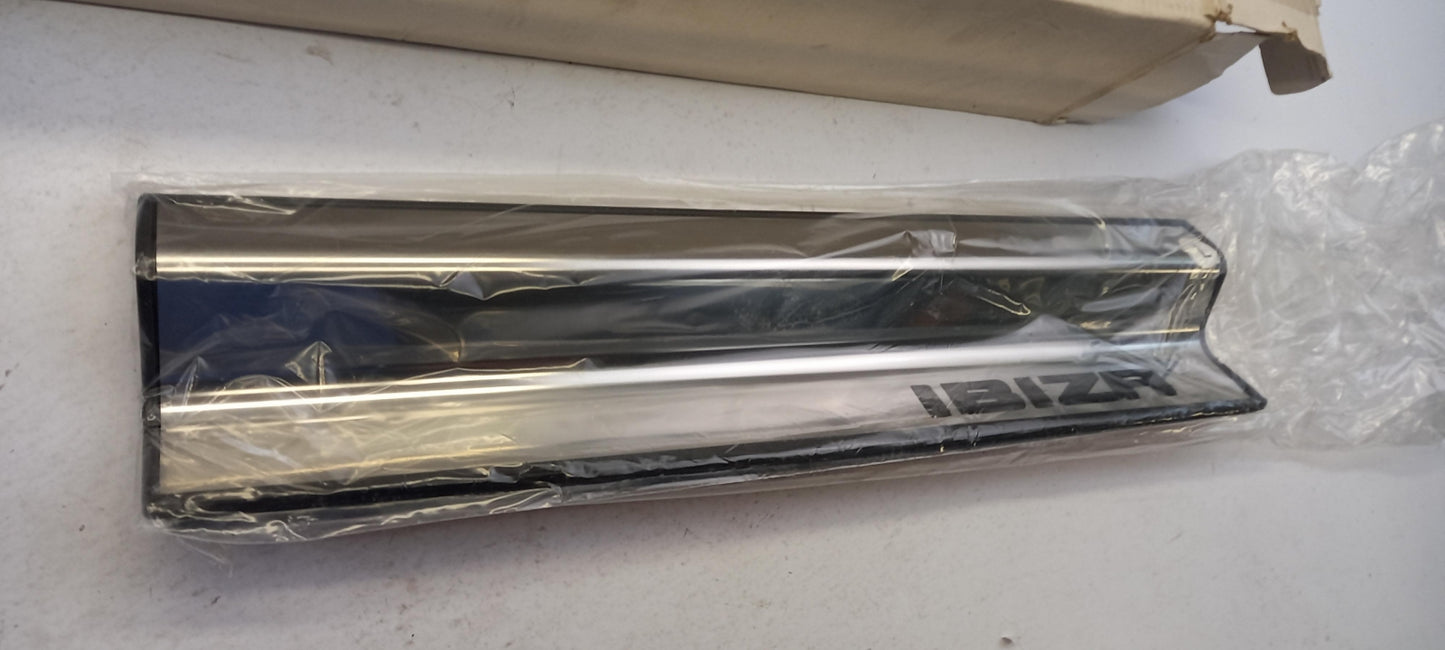 Original SEAT Ibiza / ST 2010-2014 Einstiegsleiste Satz 6J00716919B9