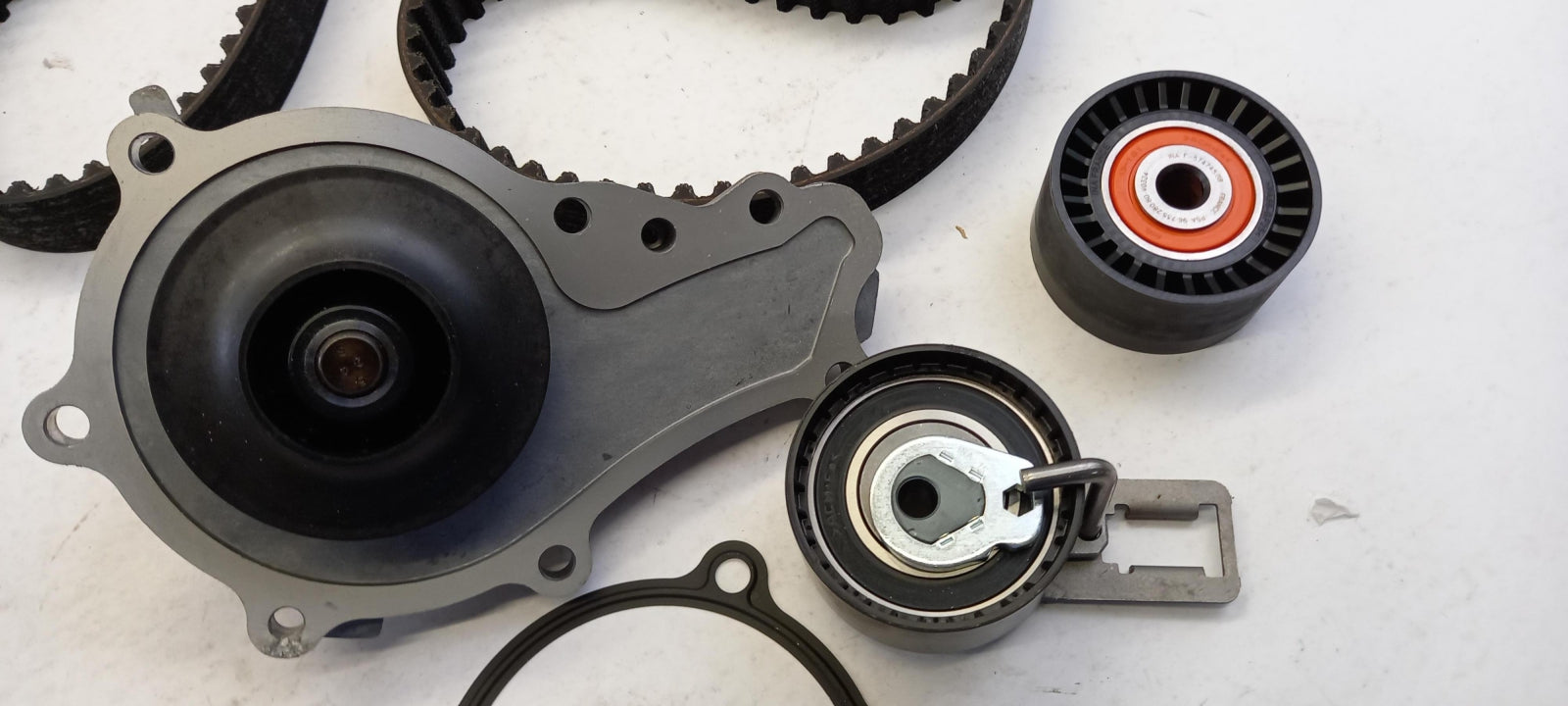 Original OE Peugeot Zahnriemensatz 1635067280