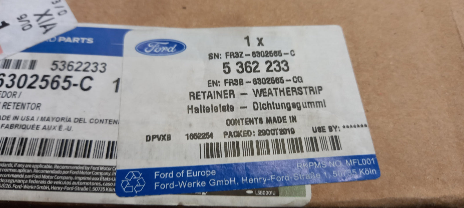 Original FORD Mustang 2015- Halteleiste Dichtungsgummi links 5362233