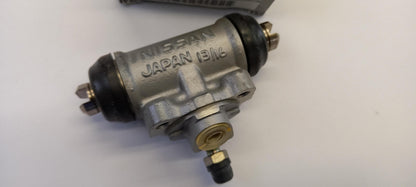 Original NISSAN Bluebird Avenir Serena Largo Expert Radbremszylinder 4410017C13