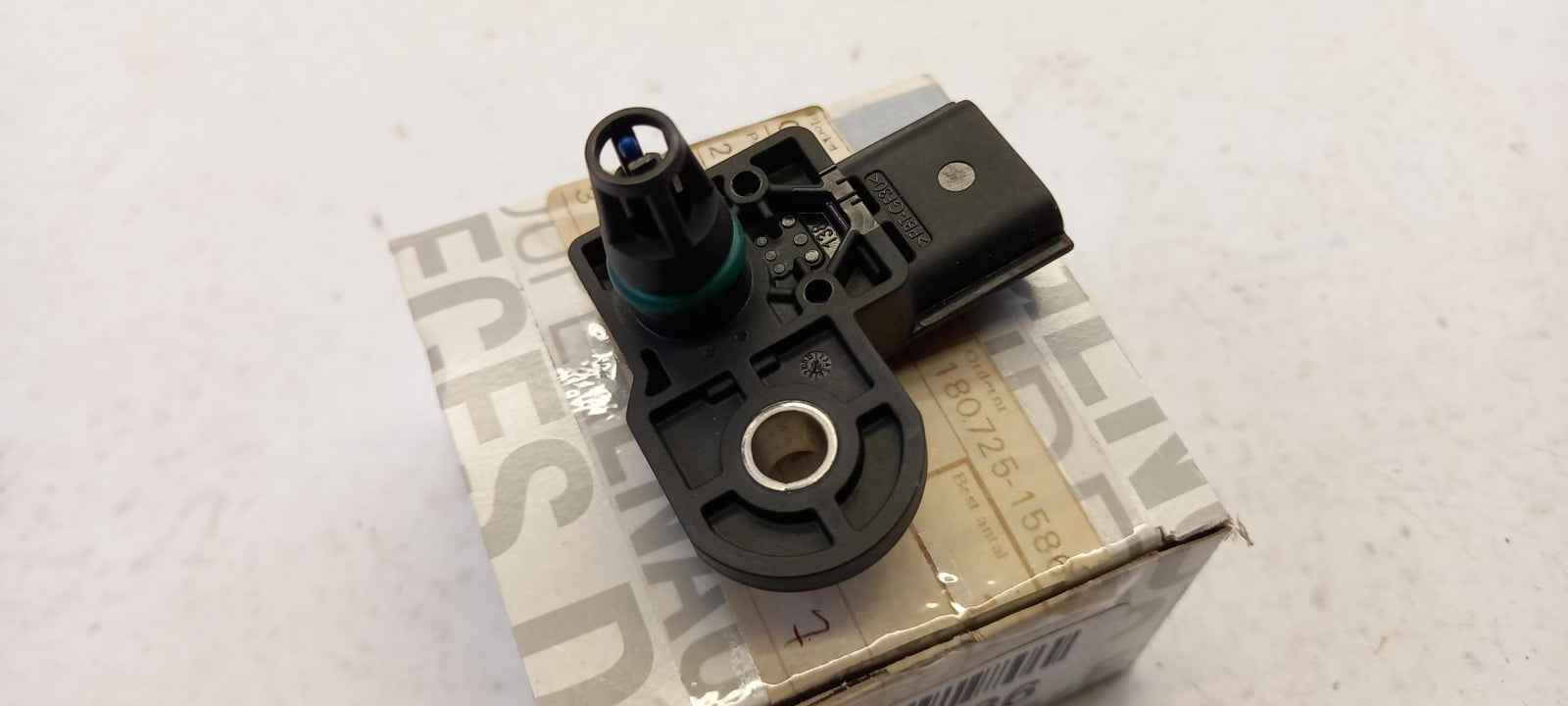 Original OPEL Vivaro-B Sensor 95527052