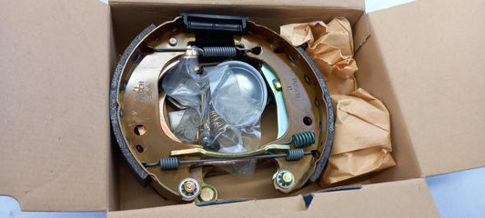 Original PEUGEOT 309 Bremsbackensatz 42416P