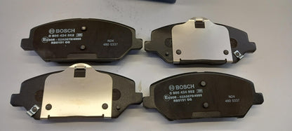 BOSCH für HYUNDAI i30 (2016-) KIA Ceed (2018-) Bremsbeläge Vorne 0986424862