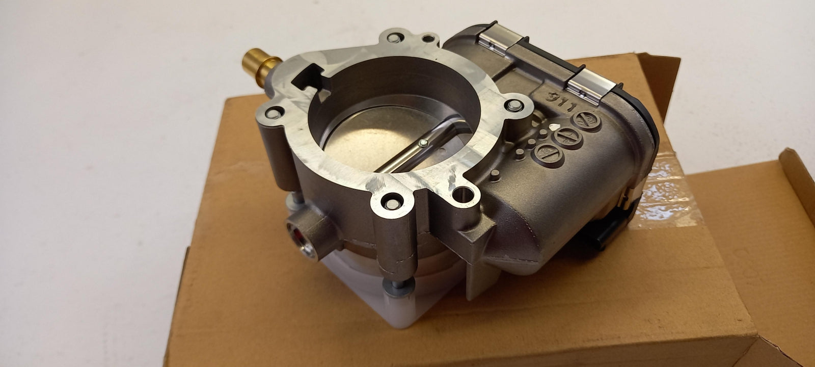 Original PEUGEOT 406 407 607 807 CITROEN C5 C6 C8 3.0 Drosselklappe 1635P3