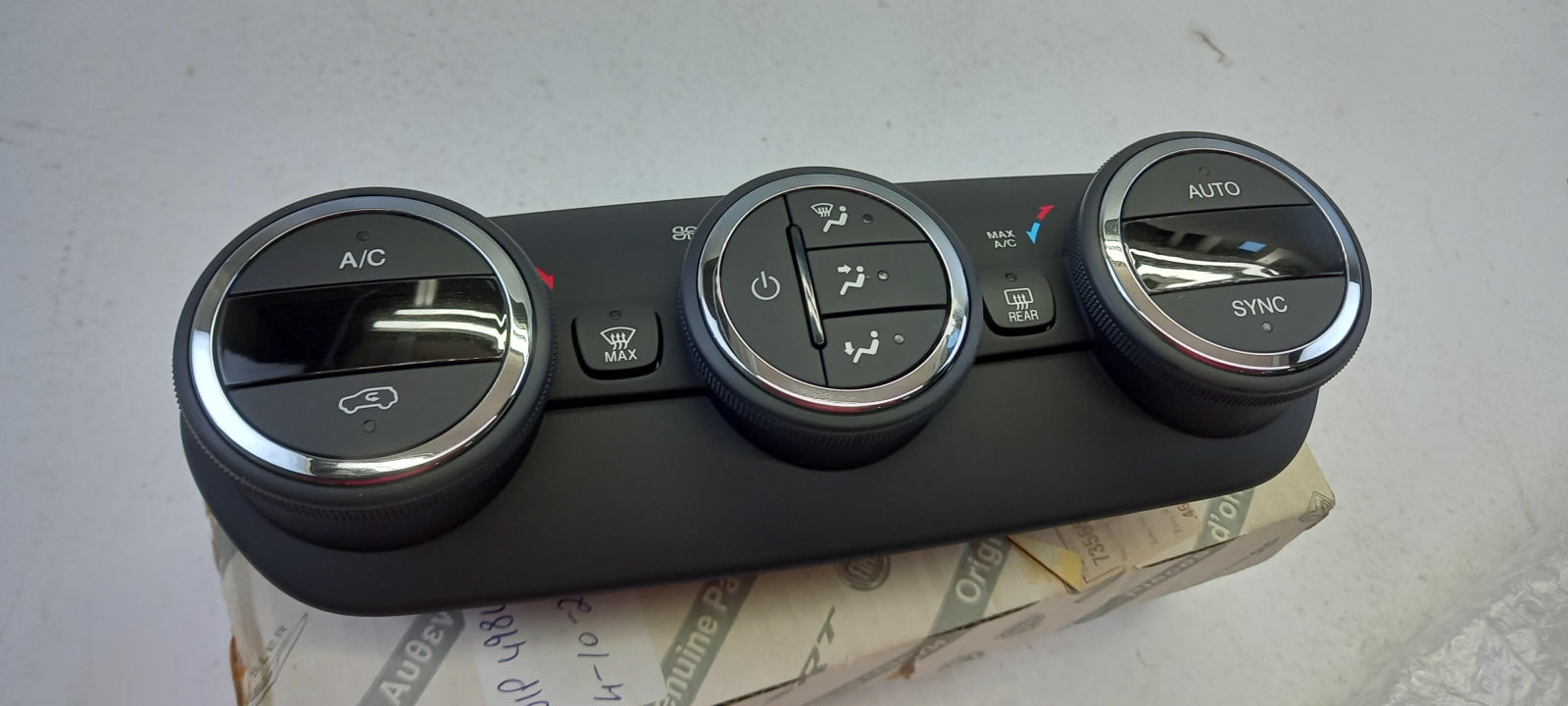 Original OE FIAT Heizungsbetätigung 735657794