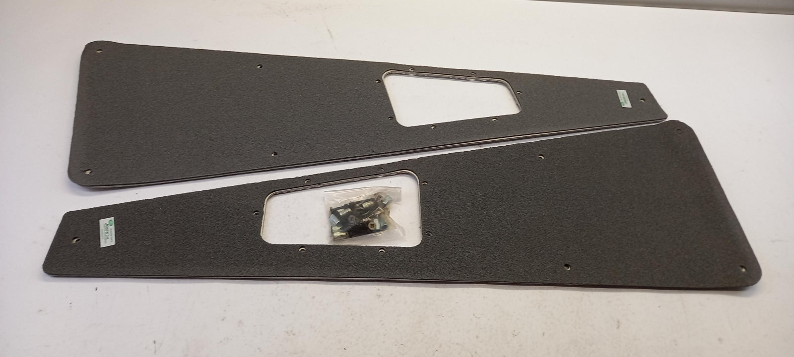 Original LAND ROVER Defender (L316) 2007-2016 Kotflügelauflage Alum LR005230