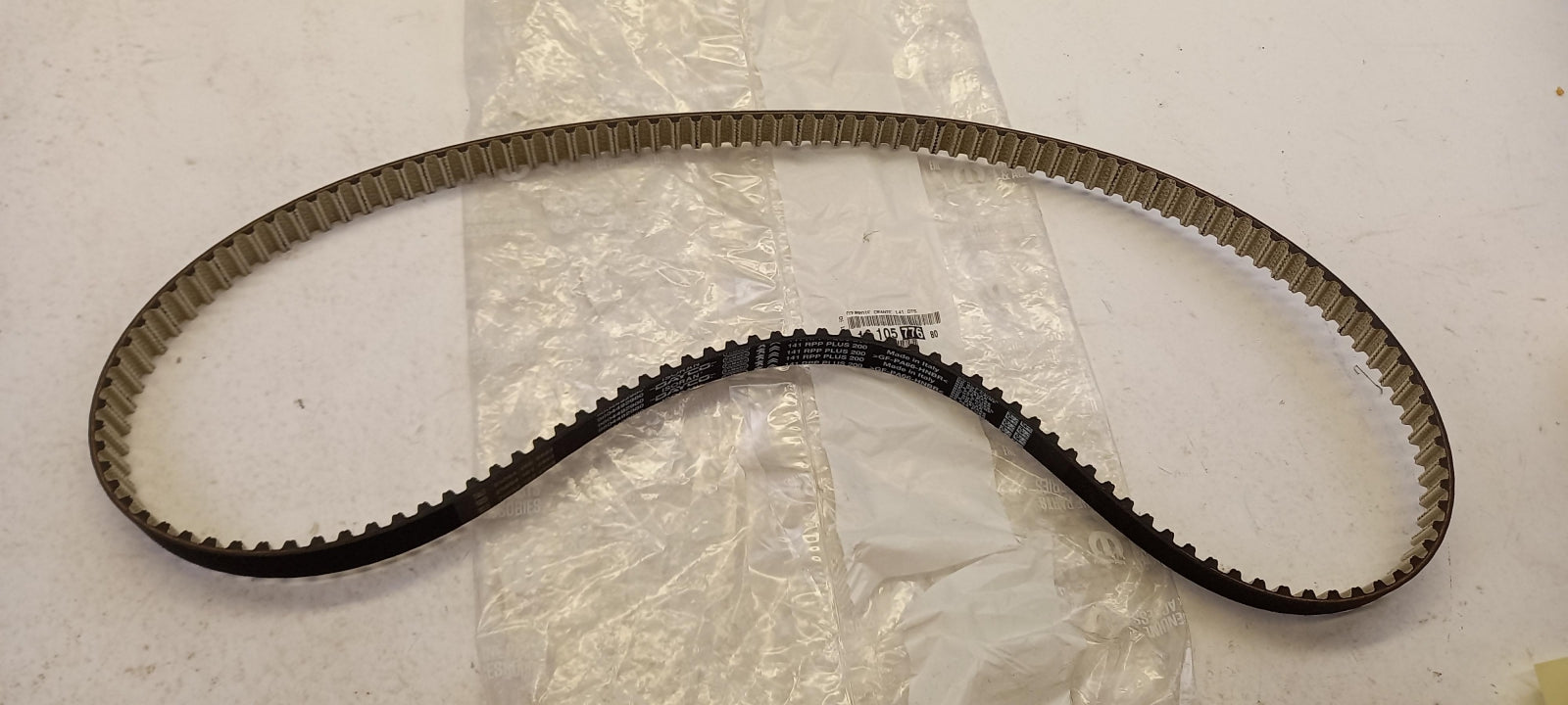 Original OE Peugeot timing belt 1610577680 