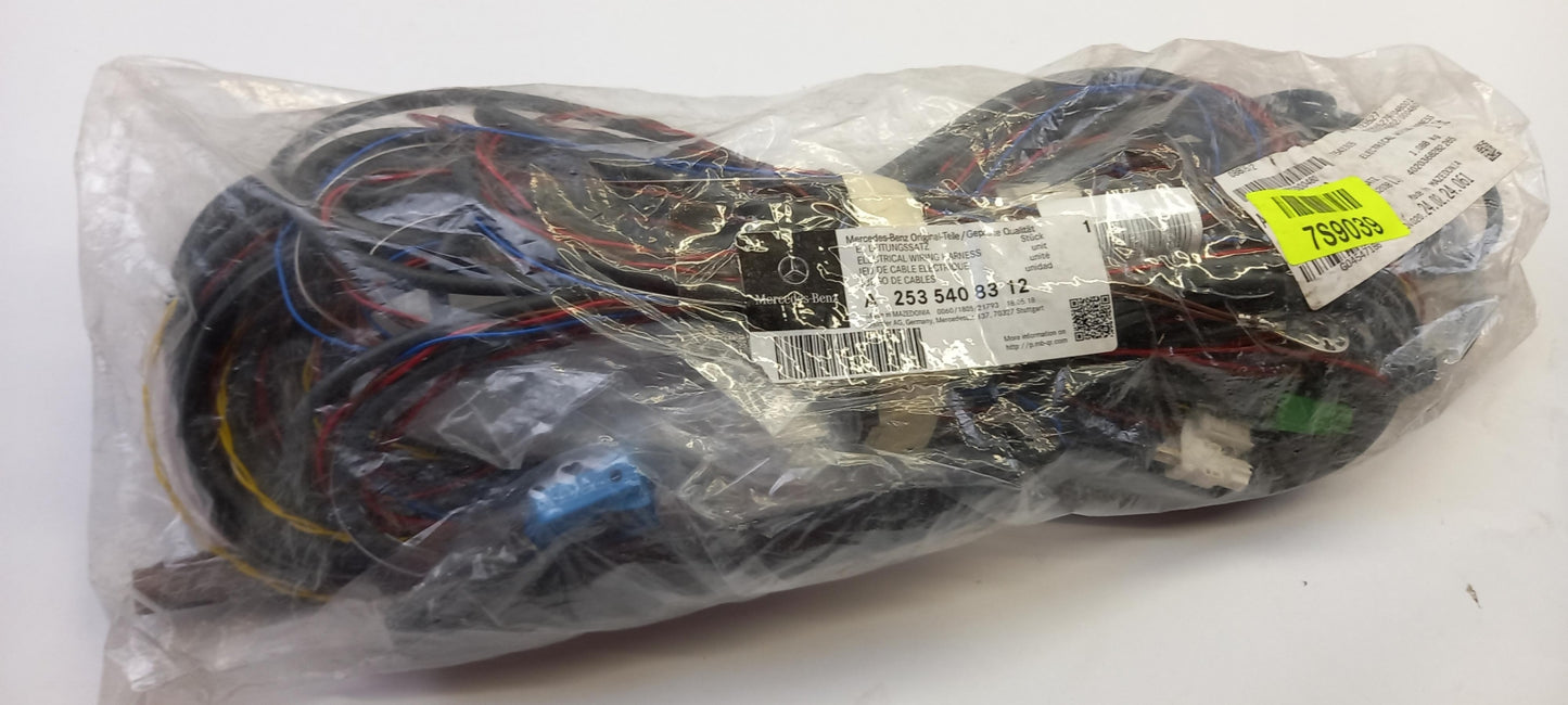 Original MERCEDES-BENZ GLC (X253) Kabelbaum A2535408312