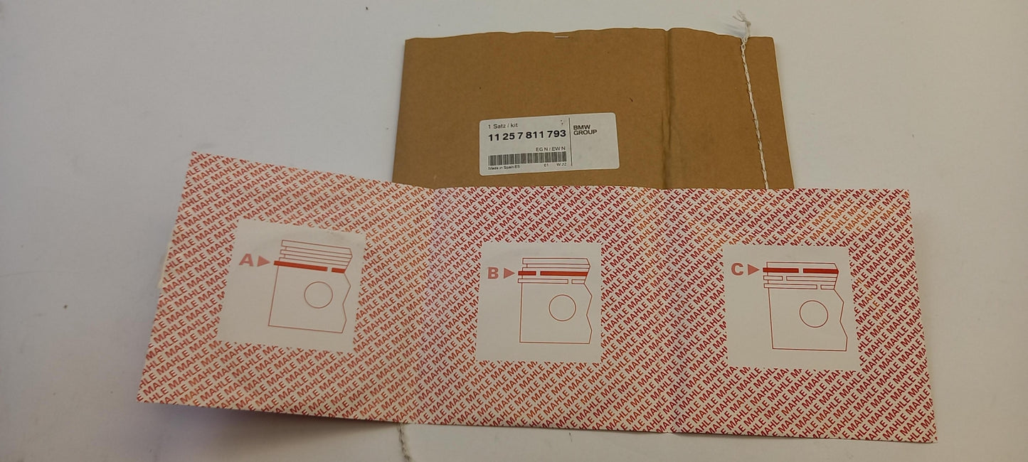 Original BMW 3er 5er 7er X5 X6 Kolbenringsatz 11257811793