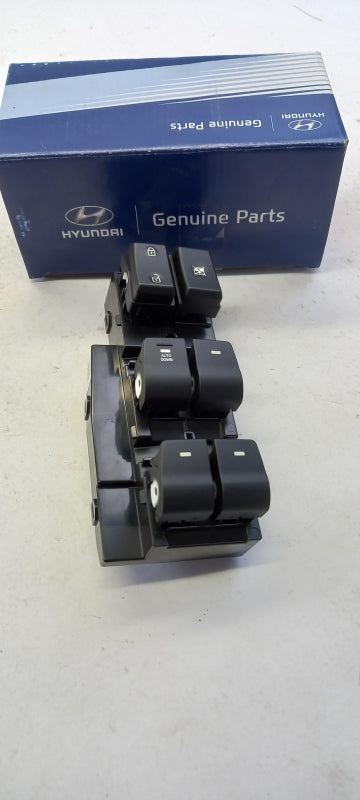 Original HYUNDAI Elantra 16-20 Fensterheberschalter vorne links 93570F21004X