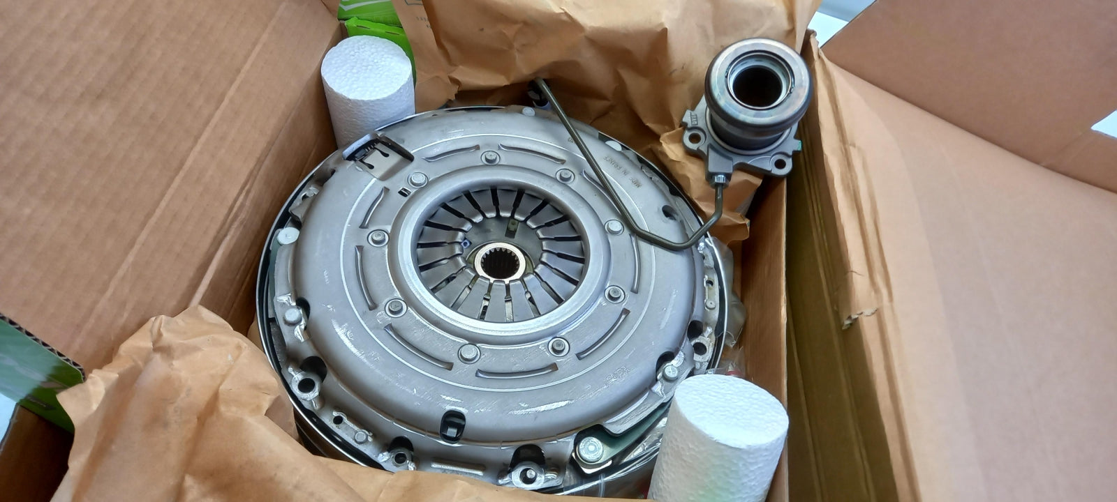 VALEO Kupplungssatz Mit Schwungrad 837302
