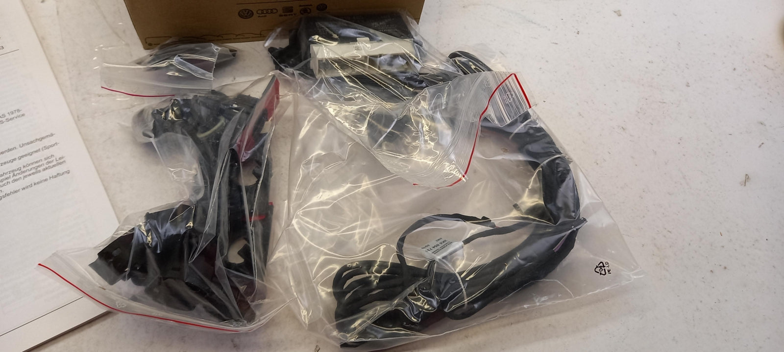 Original OE Volkswagen Einparkhilfe 2K5054630