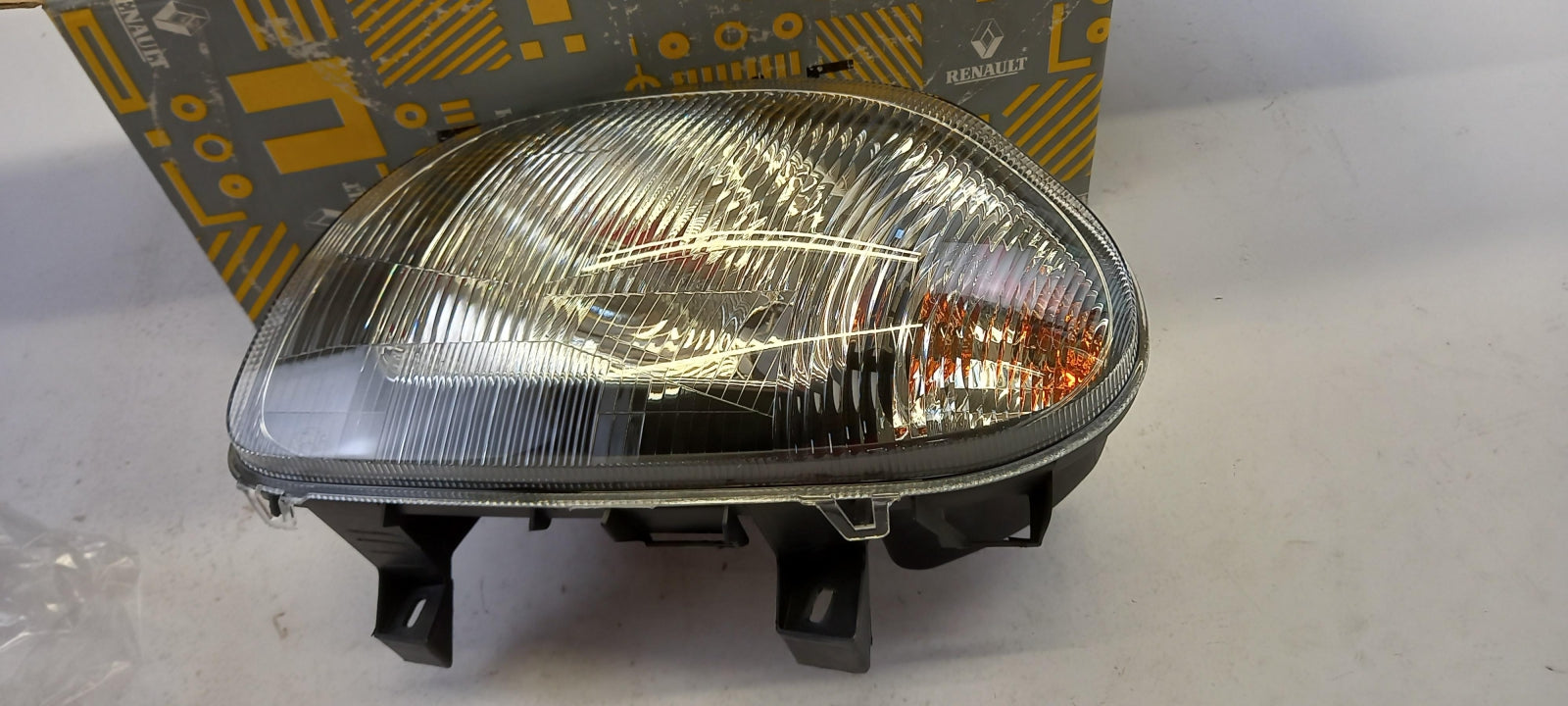 Original RENAULT Clio II Hauptscheinwerfer Frontlicht links 7701045168