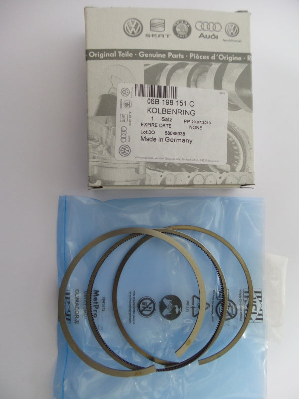 Original AUDI A3 A4 VW Golf Jetta Passat 1.6B piston ring set 3 pieces 06B198151C 