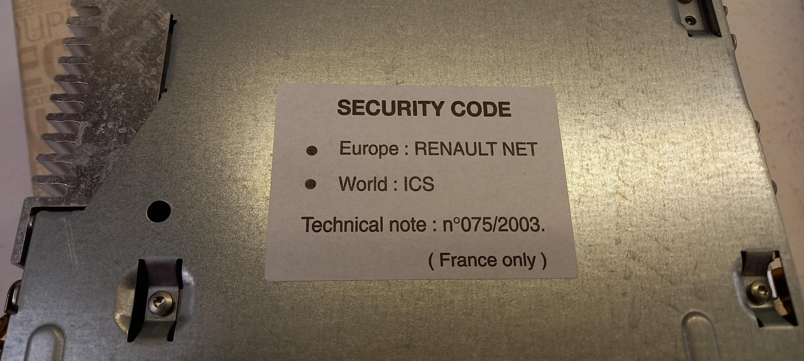 Original OE RENAULT Multimedia Haupteinheit 8200633637