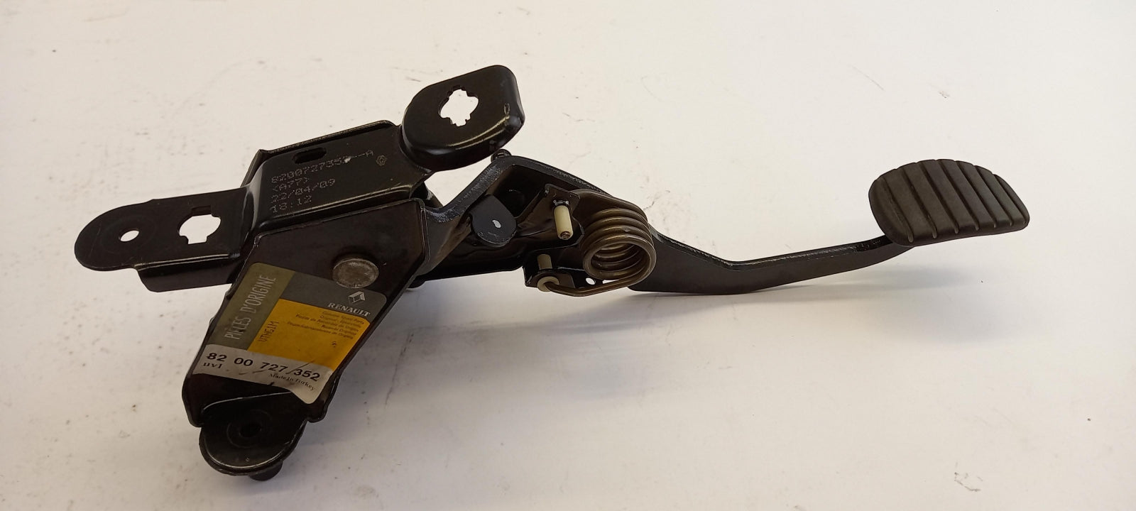 Original RENAULT Clio III Kupplungspedal 8200727352