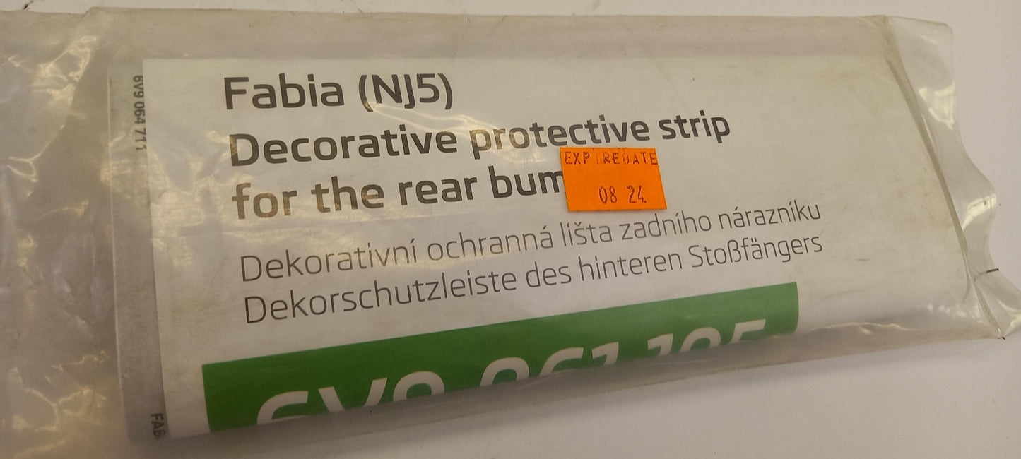Original OE Volkswagen Ladekantenschutz 6V9061195