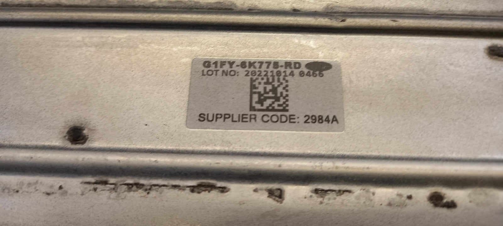 Original FORD Focus MK3  2.3 EcoBoost Ladeluftkühler 2121164