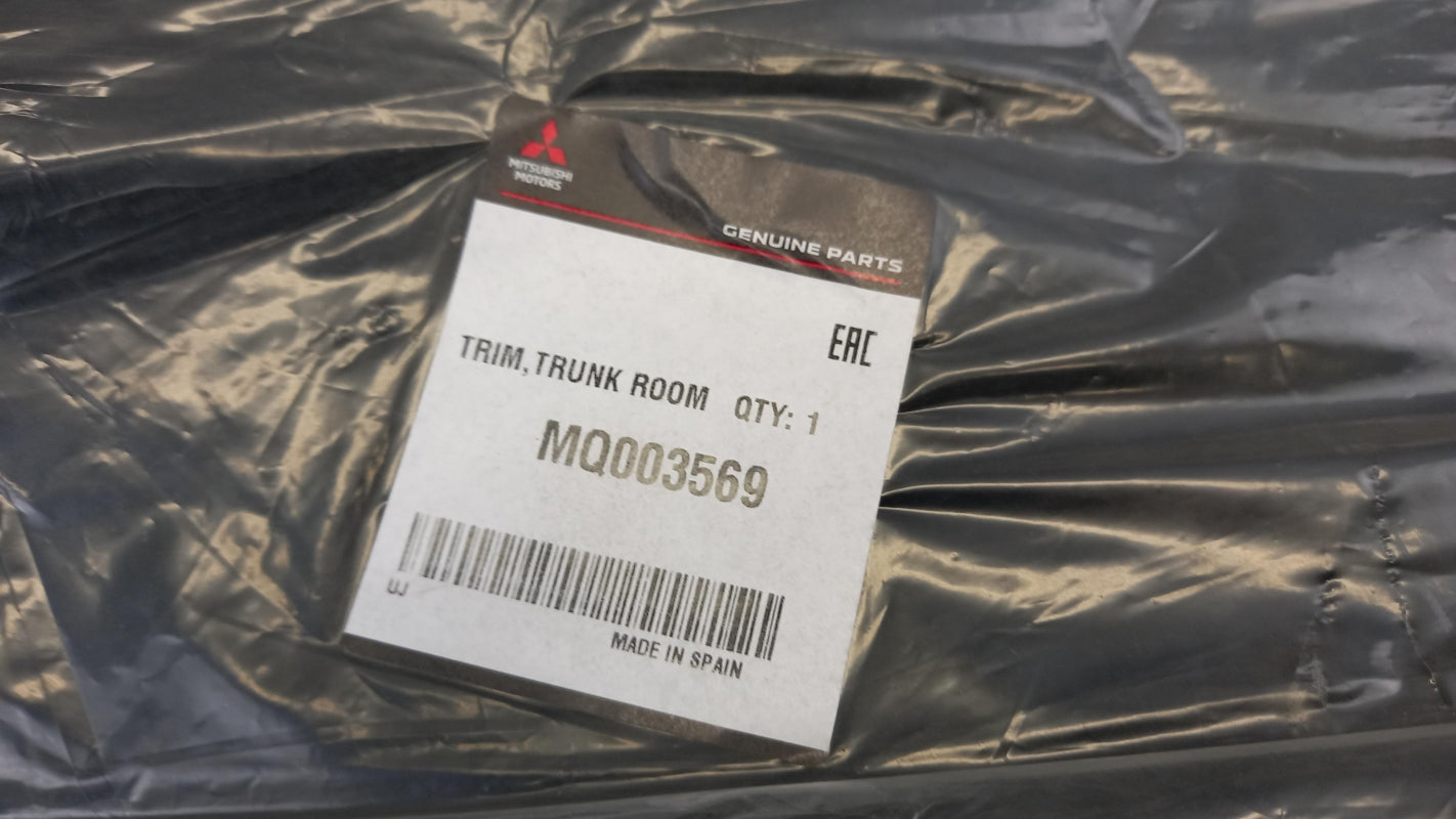 Original MITSUBISHI ASX II Ladekantenschutz Rechts MQ003569