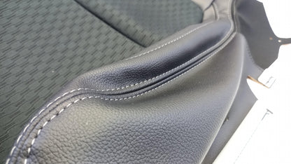 Original MITSUBISHI Outlander Sitzbezug 6911B693XB