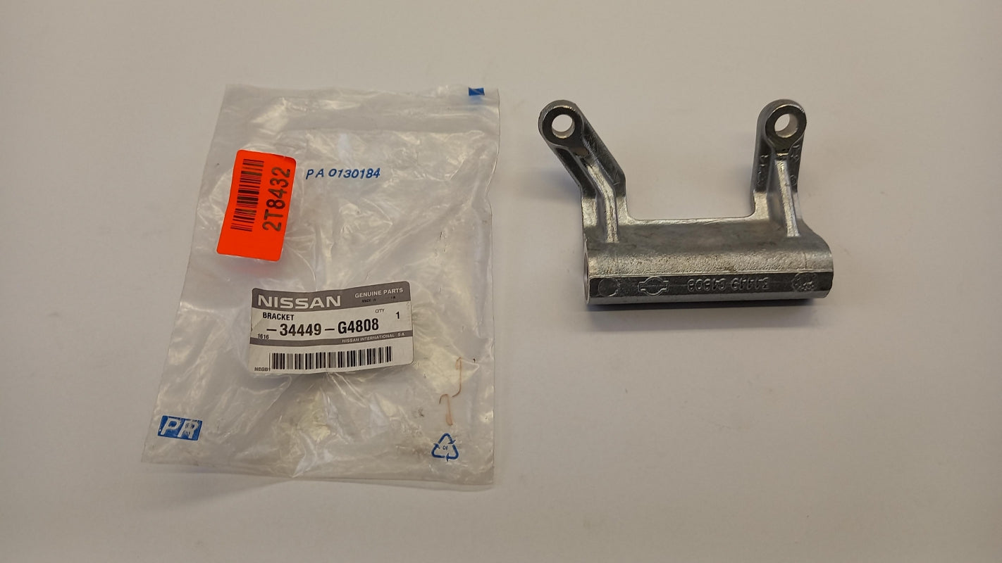 Original OE NISSAN Halter 34449G4808