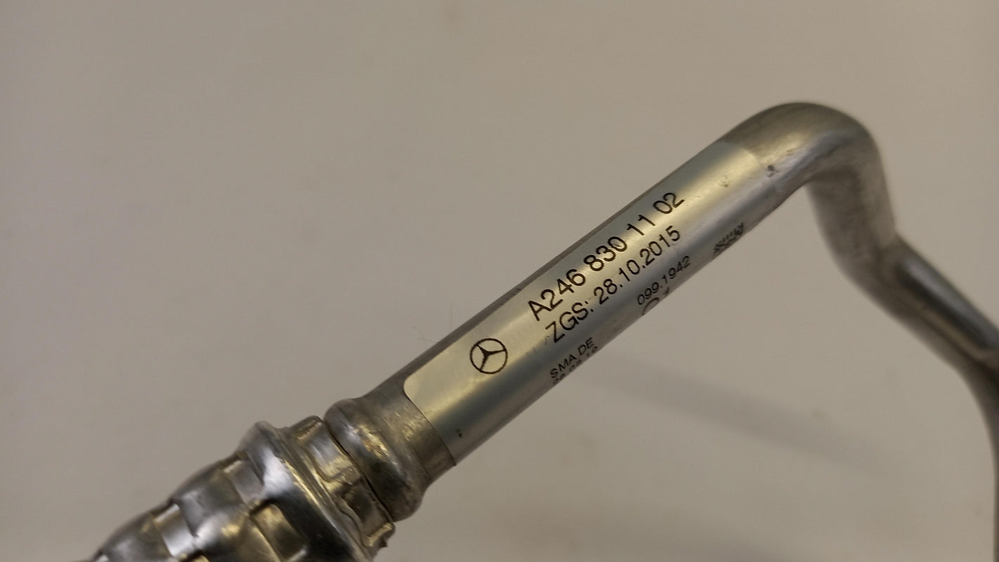 Original MERCEDES-BENZ A-Klasse GLA Klimaanlage Druckleitung A2468301102